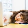 眠れない原因には何がある?