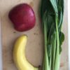 小松菜とバナナとりんごのグリーンスムージーの作り方